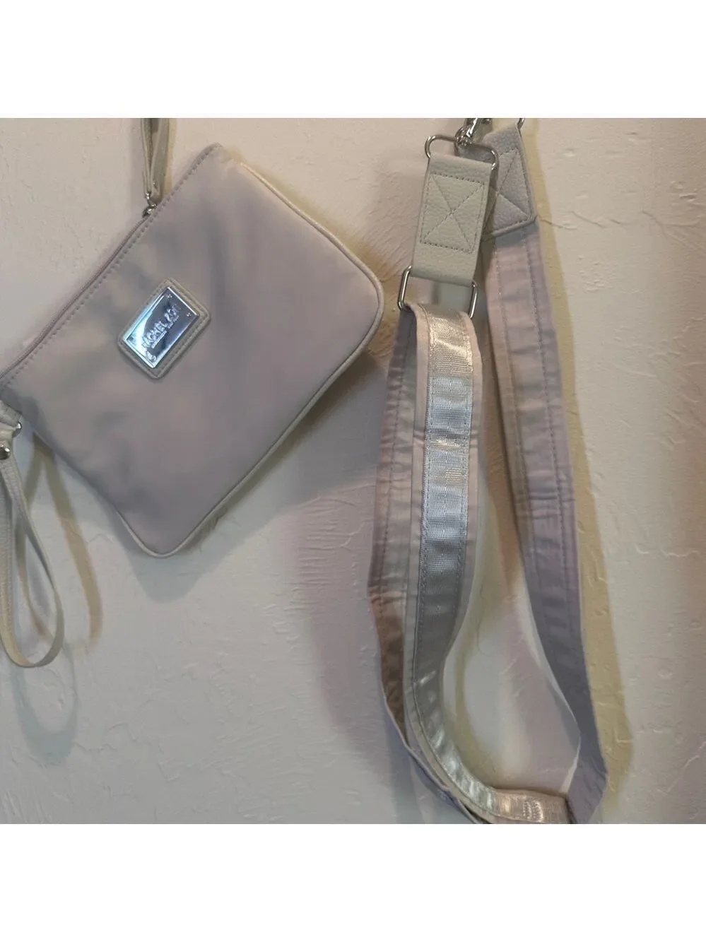 Rachel Zoe Travel Tote with Matching Accessory Bag in Excellent Condition